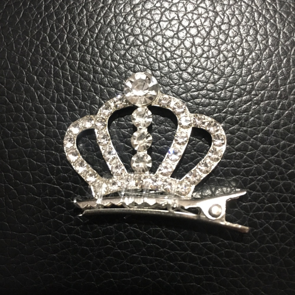 NO AVAILABILITY CURRENTLY —!Brand new - Mini Tiara